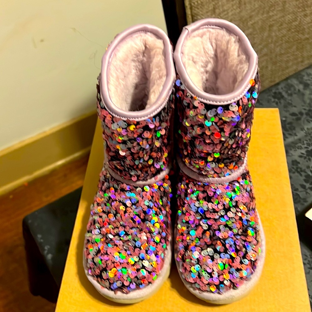 Purple stellar sequins UGGS